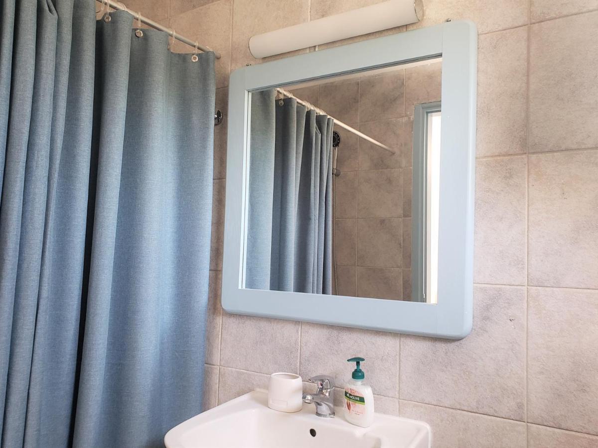 Malibu Studios & Apartments Ласі Екстер'єр фото